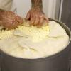 Curso y asesoría en la elaboración y acompañamiento en el proceso de fabricación y maduración de los quesos. Imagen