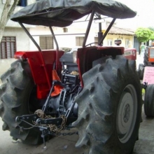 Tractor Massey Ferguson 1075
